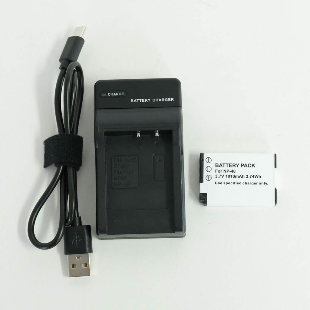 FUJIFILM XQ2 シルバー FUJIFILM XQ2 シルバー