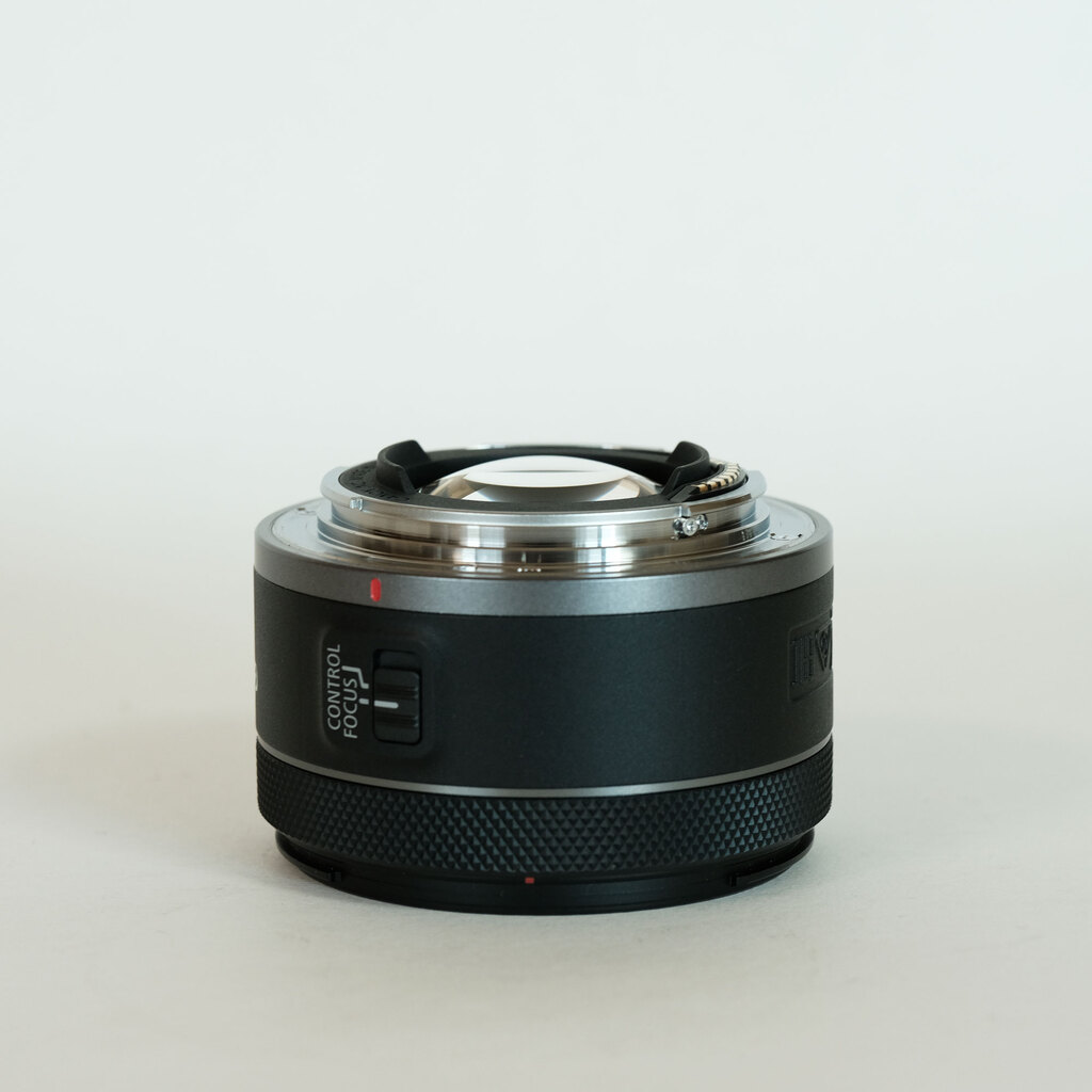 Canon RF16mm F2.8 STM