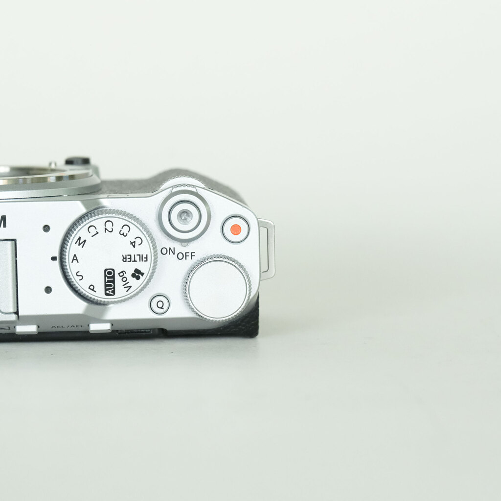 FUJIFILM X-M5 FUJIFILM X-M5