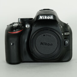 Nikon D5200 ボディ ブラック