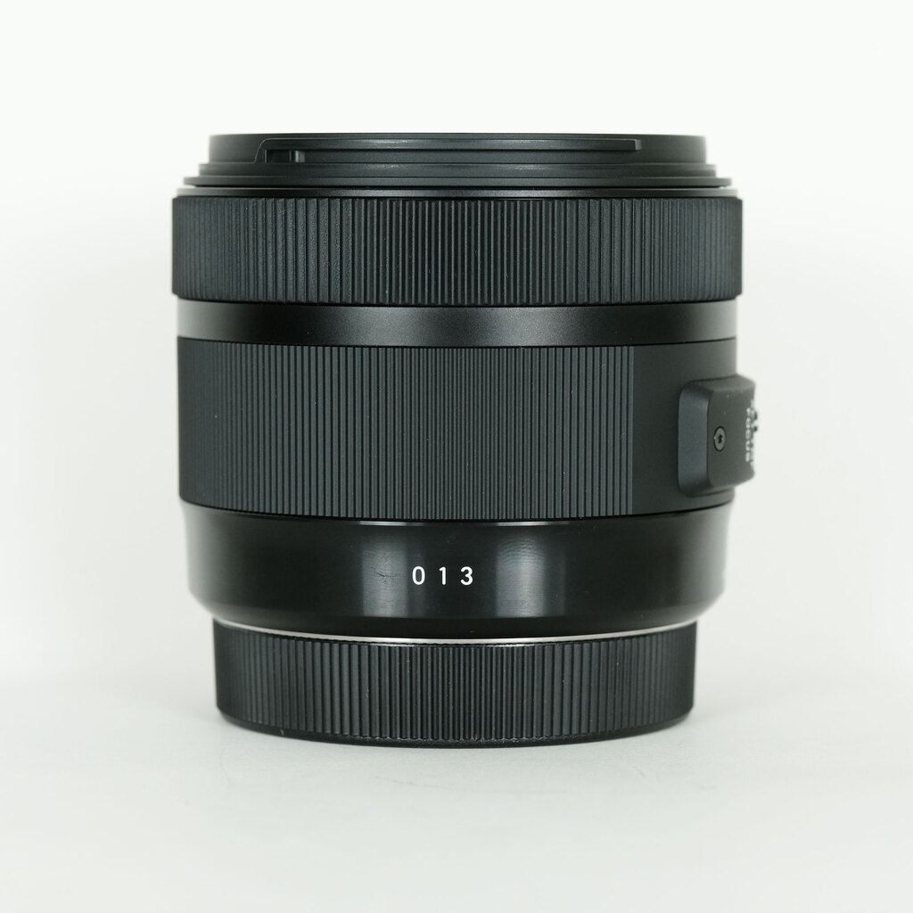 SIGMA 30mm F1.4 DC HSM | Art [キヤノン用]