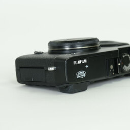 FUJIFILM X-E2
