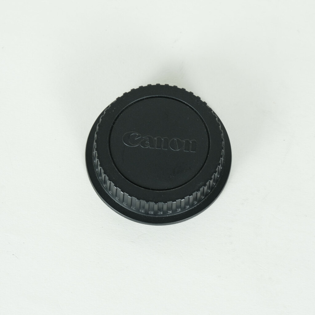 Canon EF24-70mm F4L IS USM Canon EF24-70mm F4L IS USM