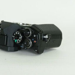 OLYMPUS OM-D E-M5 Mark III