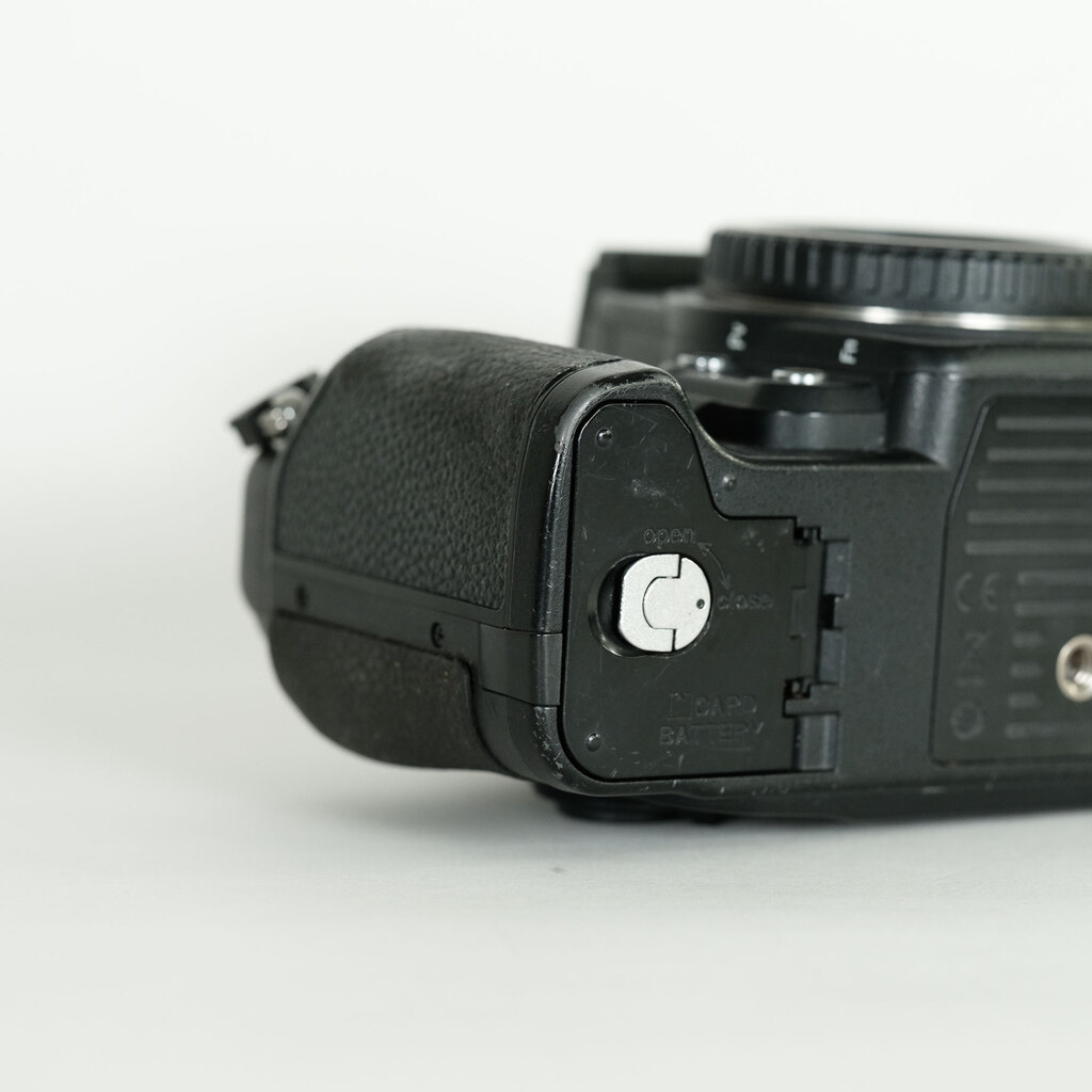 Nikon Dfの出品 | ONE SCENE（ワンシーン）