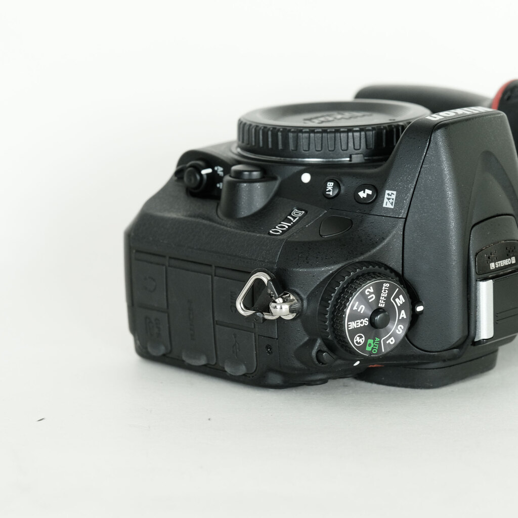 Nikon D7100