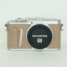 OLYMPUS PEN E-PL10