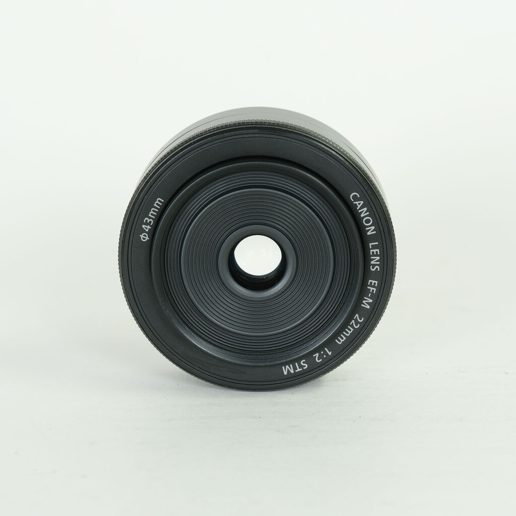 Canon EF-M22mm F2 STM