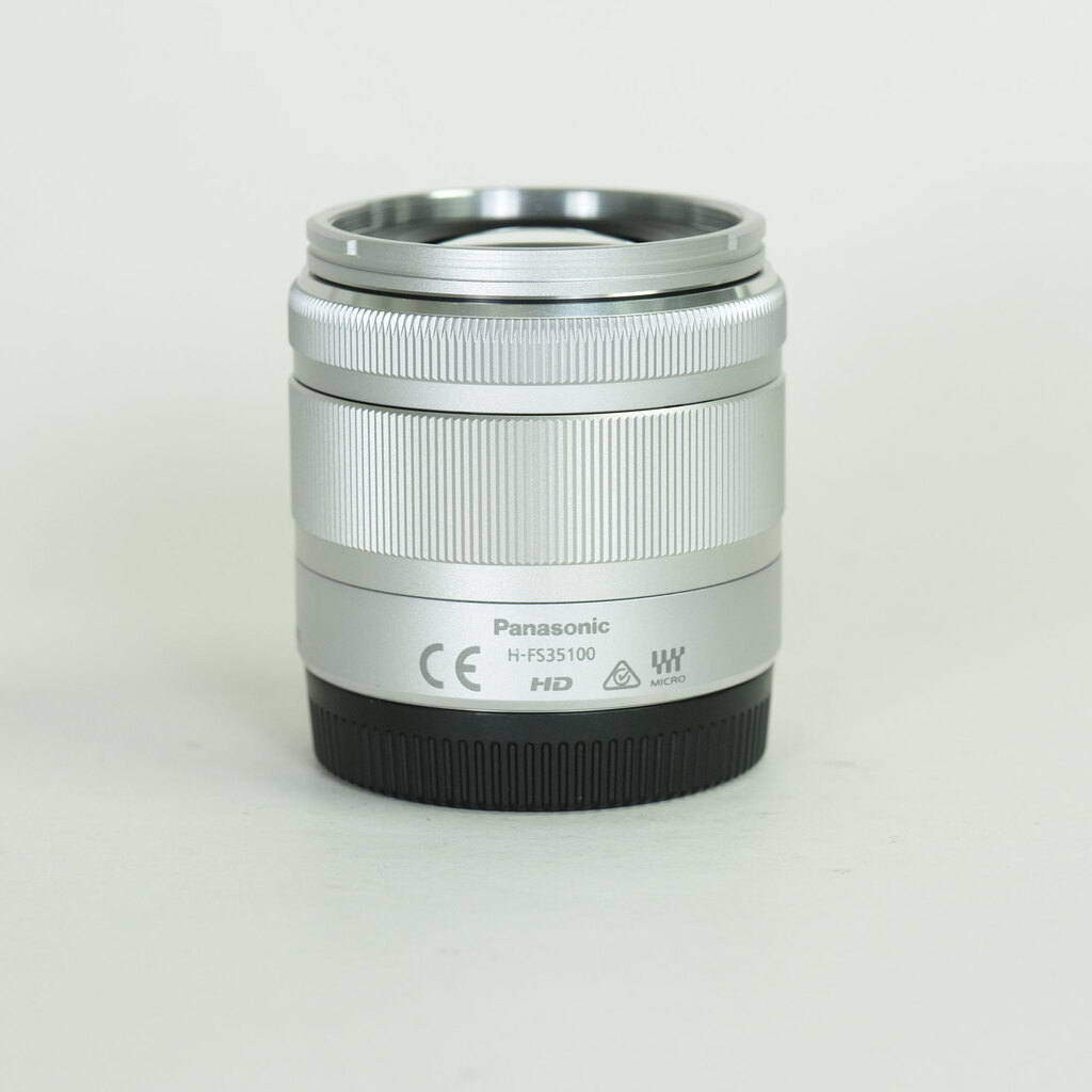 Panasonic LUMIX G VARIO 35-100mm / F4.0-5.6 ASPH. / MEGA O.I.S.