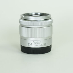 Panasonic LUMIX G VARIO 35-100mm / F4.0-5.6 ASPH. / MEGA O.I.S.