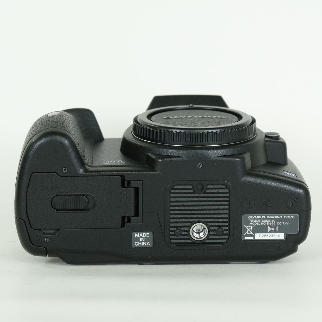 OLYMPUS E-520 ボディ
