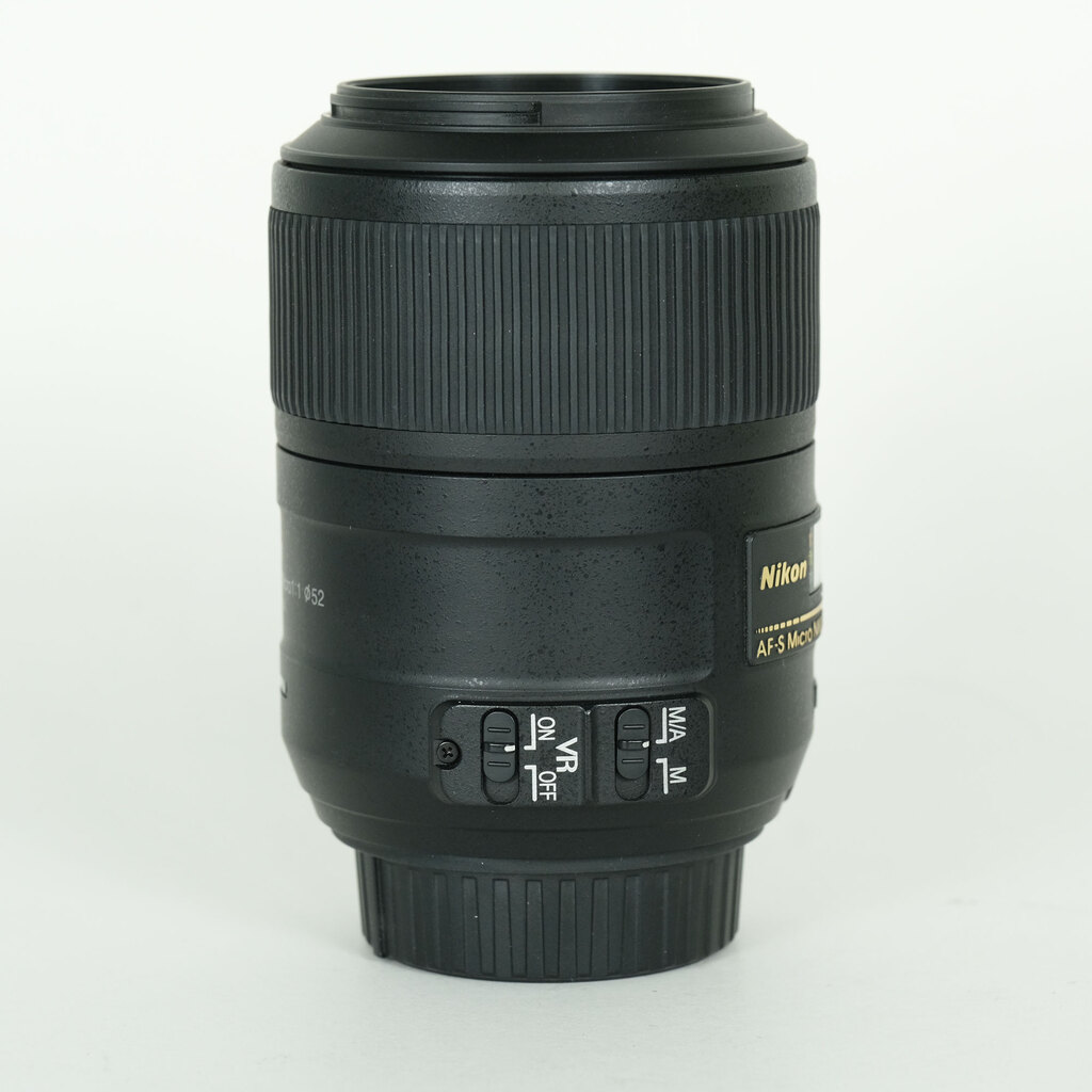 Nikon AF-S DX Micro NIKKOR 85mm F3.5G ED VR Nikon AF-S DX Micro NIKKOR 85mm F3.5G ED VR