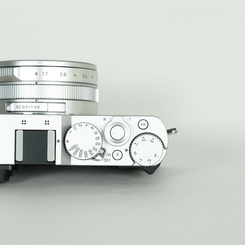 LEICA D-LUX7 シルバー