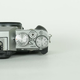 FUJIFILM X-T30