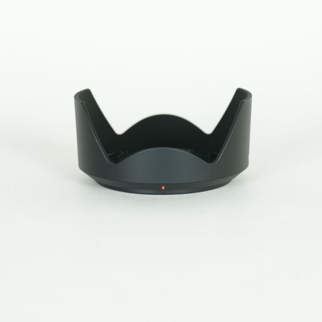 SONY Vario-Tessar T* E 16-70mm F4 ZA OSS SEL1670Z SONY Vario-Tessar T* E 16-70mm F4 ZA OSS SEL1670Z