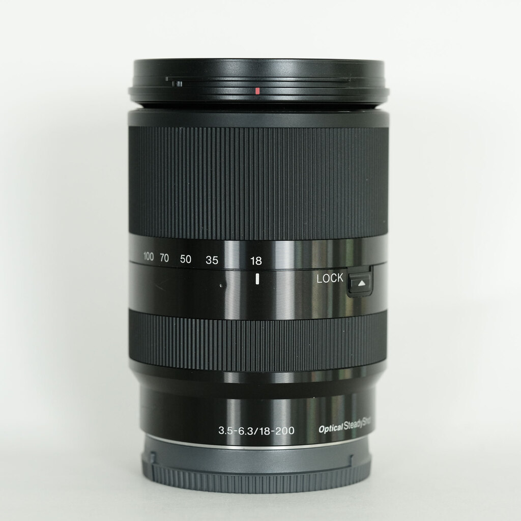 SONY E18-200mm F3.5-6.3 OSS LE SEL18200LE