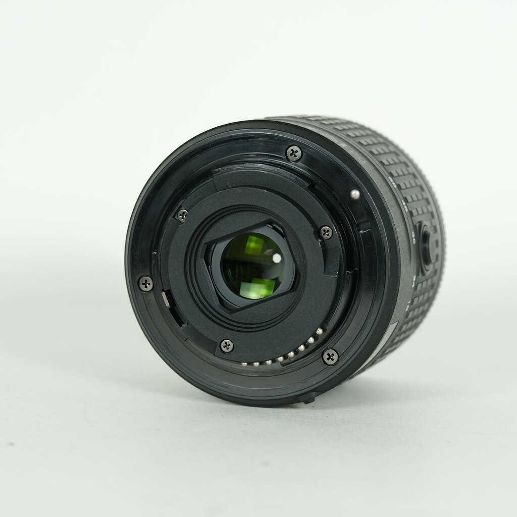 Nikon AF-P DX NIKKOR 18-55mm F3.5-5.6G VR