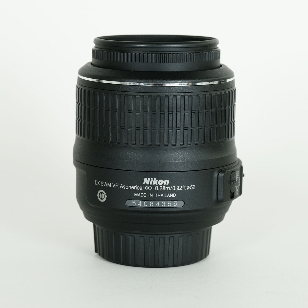 Nikon AF-S DX NIKKOR 18-55mm F3.5-5.6 G VR