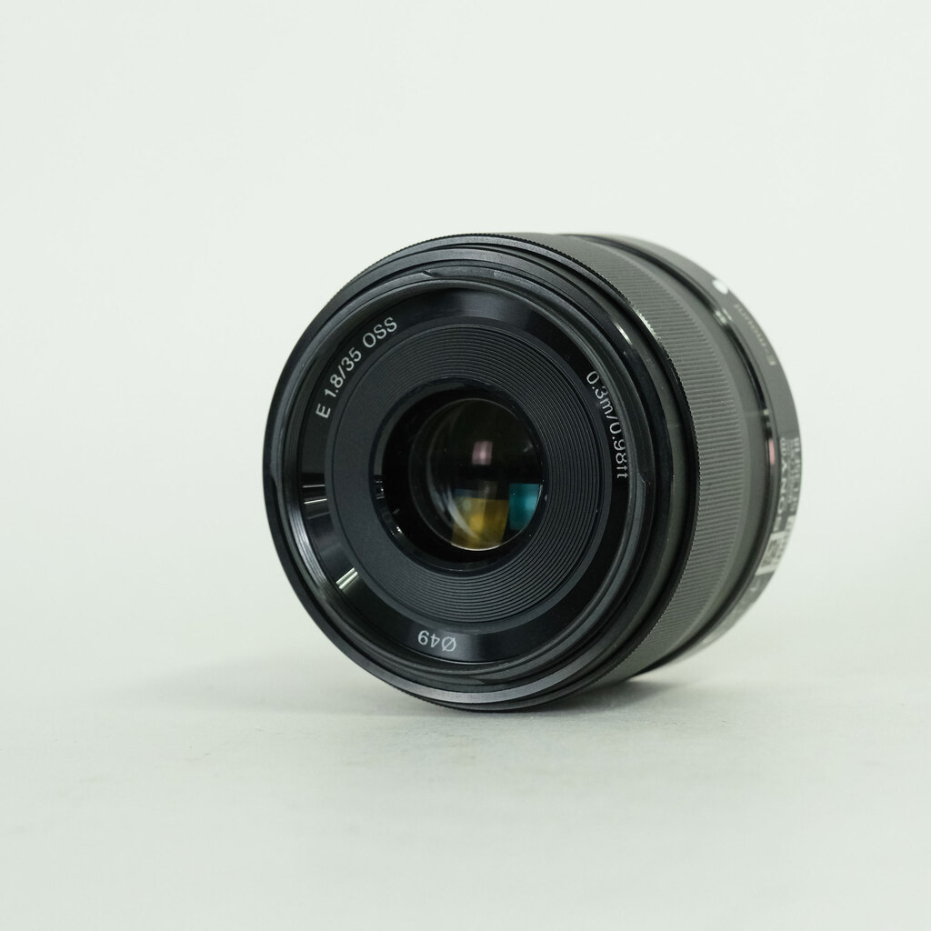 SONY E 35mm F1.8 OSS SEL35F18