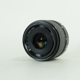 SONY E 35mm F1.8 OSS SEL35F18