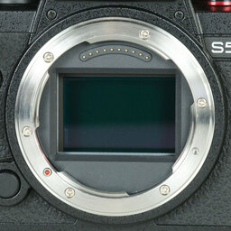 Panasonic LUMIX S5II DC-S5M2