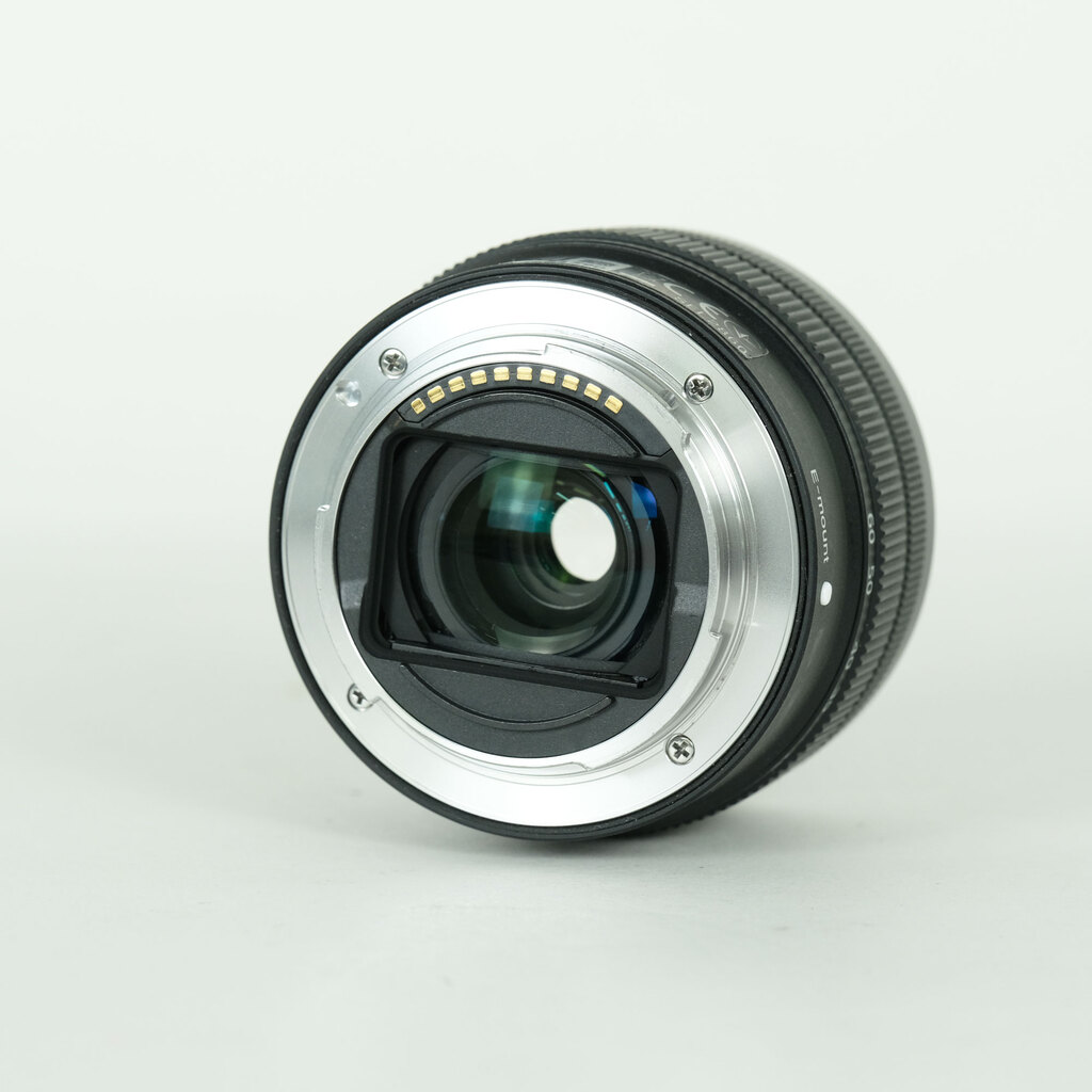 最終値下 新品未使用 SONY FE28-60mm F4-5.6 SEL2860 SONY FE 28-60mm F4-5.6 SEL2860の出品 | ONE SCENE（ワンシーン）
