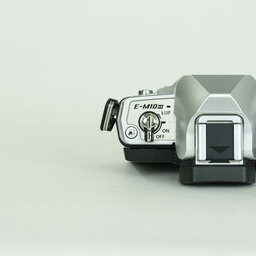 OLYMPUS OM-D E-M10 Mark III OLYMPUS OM-D E-M10 Mark III