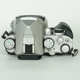 PENTAX KP ボディ シルバーの出品 | ONE SCENE（ワンシーン）