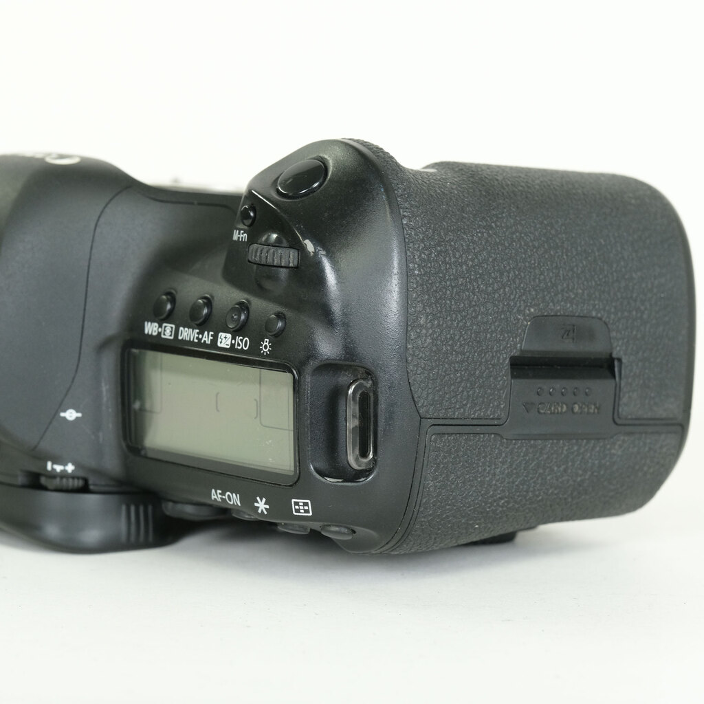 Canon EOS 5D Mark IV