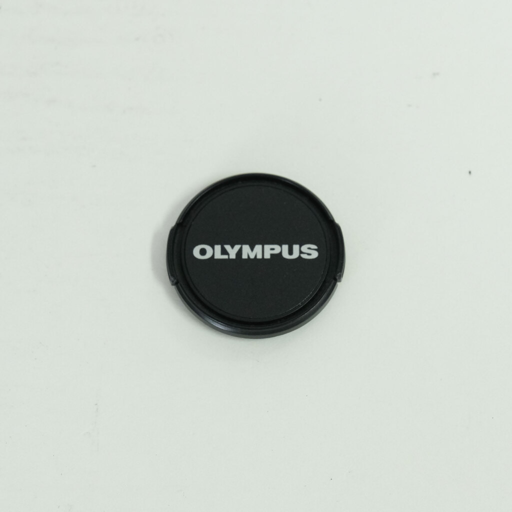 OLYMPUS M.ZUIKO DIGITAL 14-42mm F3.5-5.6IIR シルバー