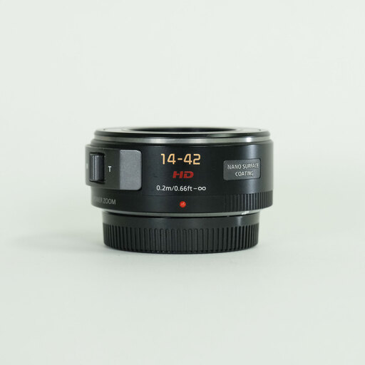 Panasonic LUMIX G X VARIO PZ 14-42mm / F3.5-5.6 ASPH. / POWER O.I.S.