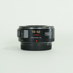 Panasonic LUMIX G X VARIO PZ 14-42mm / F3.5-5.6 ASPH. / POWER O.I.S.