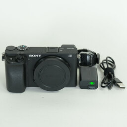SONY α6400（ILCE-6400）
