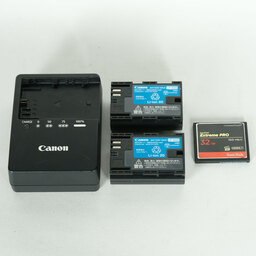 Canon EOS 5D Mark IV Canon EOS 5D Mark IV