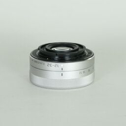 Panasonic LUMIX G VARIO 12-32mm / F3.5-5.6 ASPH. / MEGA O.I.S.