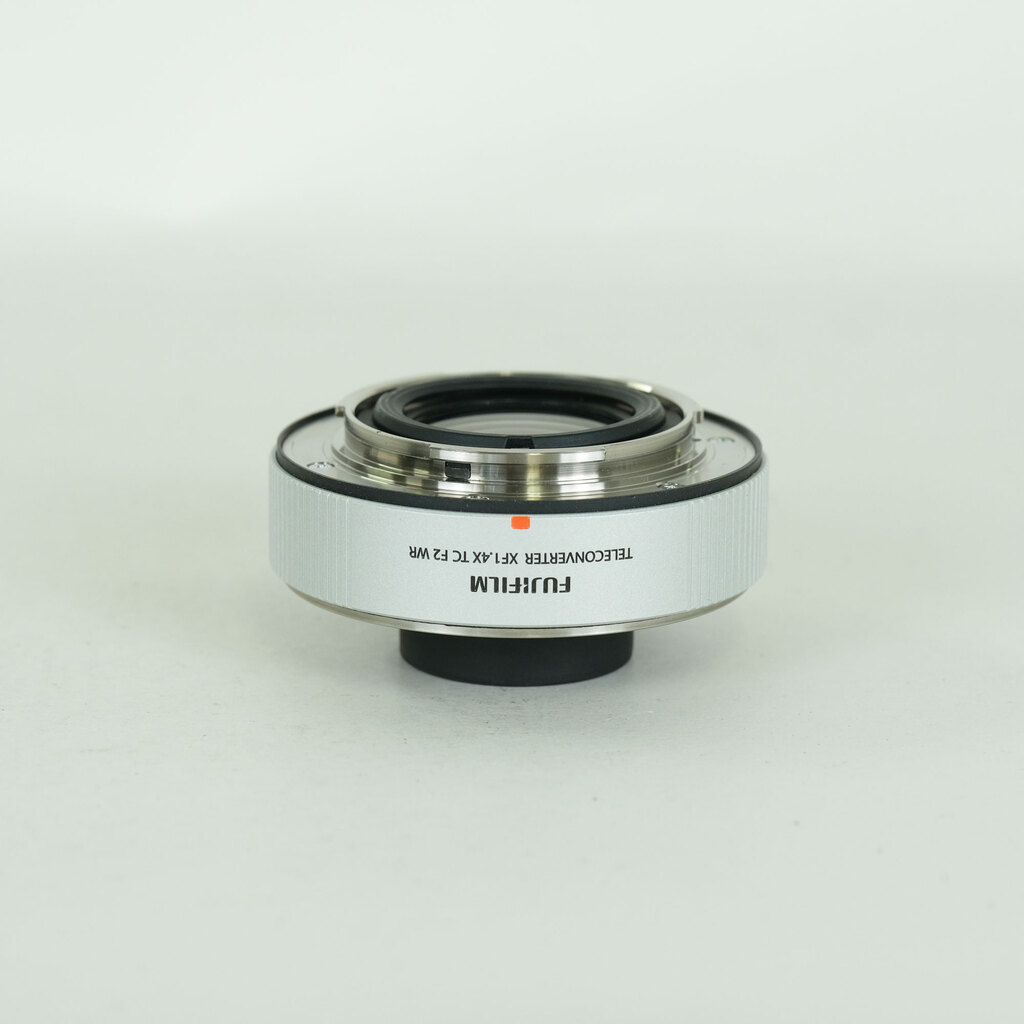 FUJIFILM XF200mmF2 R LM WR