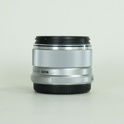 OLYMPUS M.ZUIKO DIGITAL 25mm F1.8