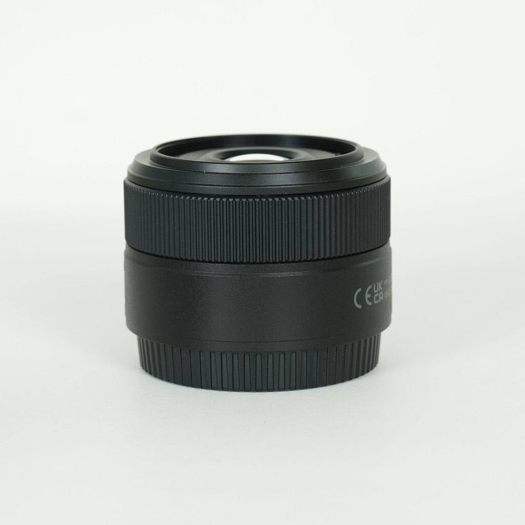 Nikon NIKKOR Z 40mm f/2 [Normal]