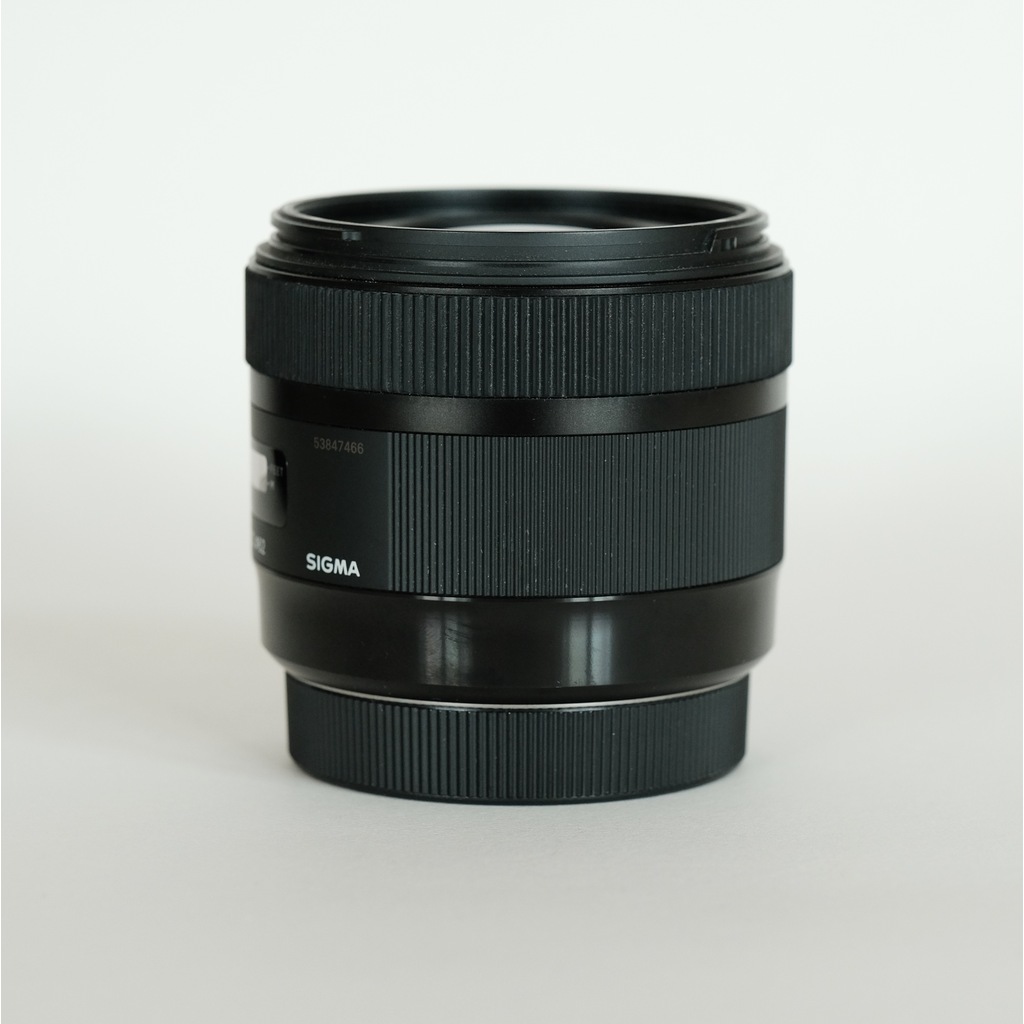 SIGMA 30mm F1.4 DC HSM | Art [キヤノン用]