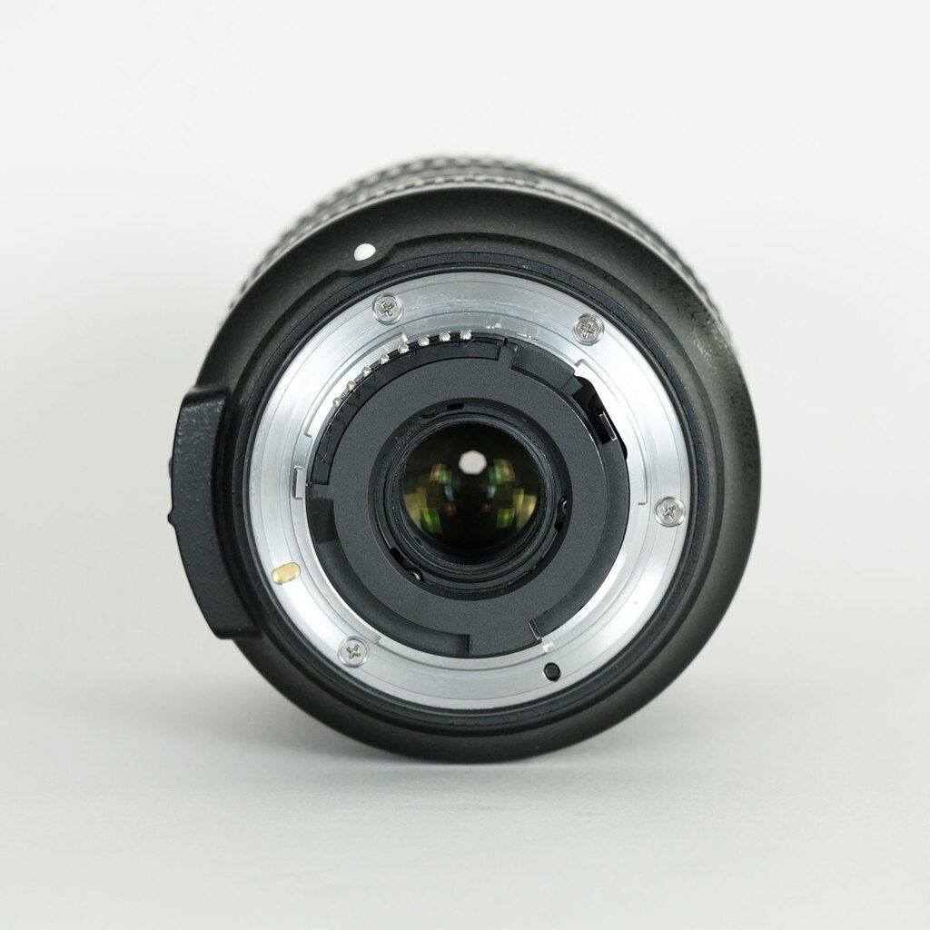 Nikon AF-S DX NIKKOR 18-300mm f/3.5-6.3G ED VR