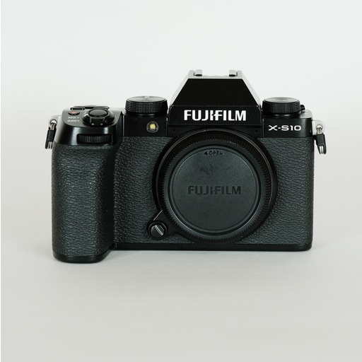 FUJIFILM X-S10