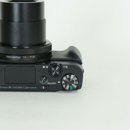 SONY Cyber-shot DSC-RX100M3