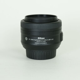 Nikon AF-S DX NIKKOR 35mm f/1.8G Nikon AF-S DX NIKKOR 35mm f/1.8G