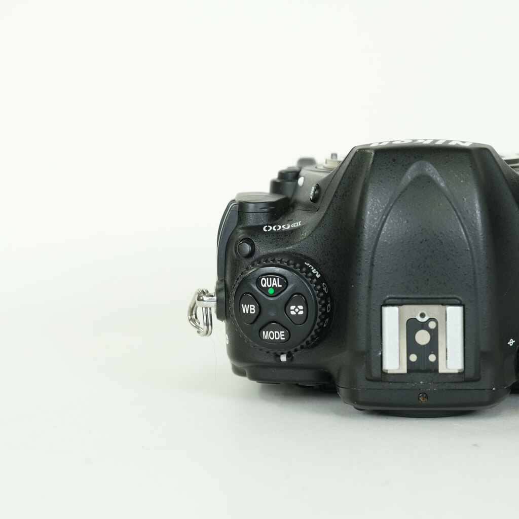 Nikon D500