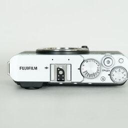 FUJIFILM X-E4 FUJIFILM X-E4