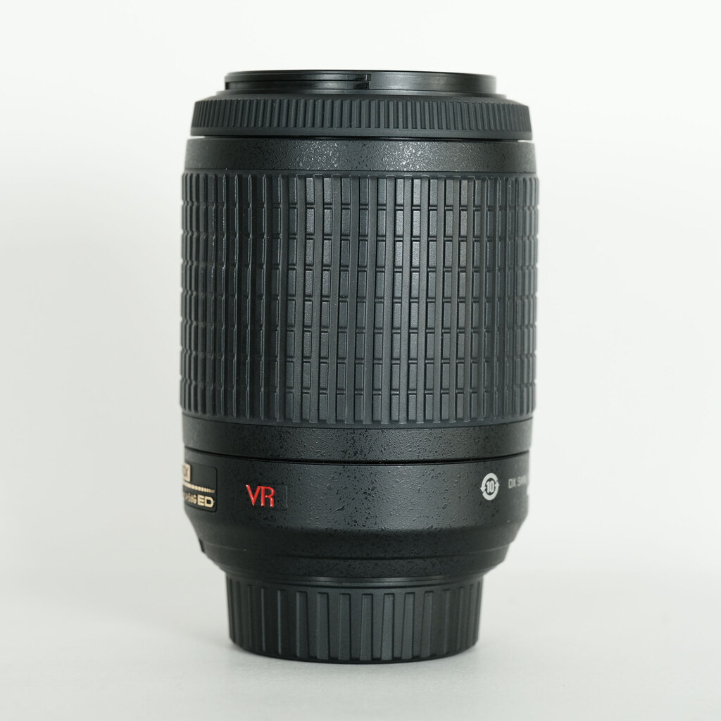 Nikon AF-S DX VR Zoom-Nikkor 55-200mm F4-5.6G IF-ED
