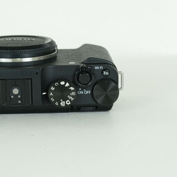 FUJIFILM X-M1 ボディ ブラック FUJIFILM X-M1 ボディ ブラック