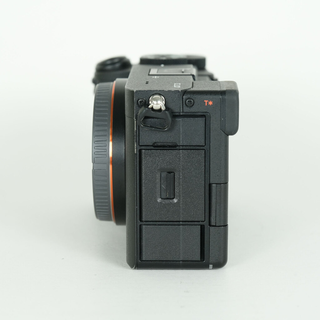 SONY ��7C II�iILCE-7CM2�j [�{�f�B �u���b�N]