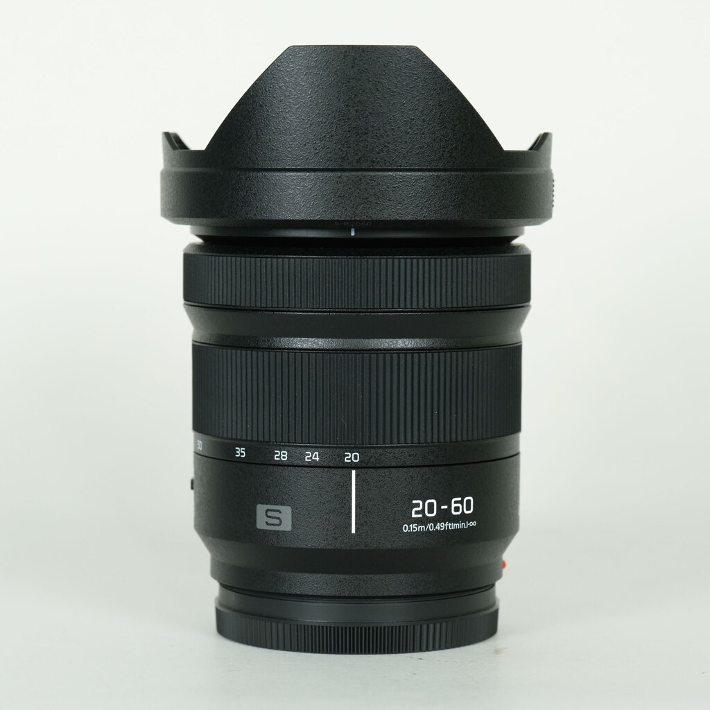 Panasonic LUMIX S 20-60mm F3.5-5.6の出品 | ONE SCENE（ワンシーン）