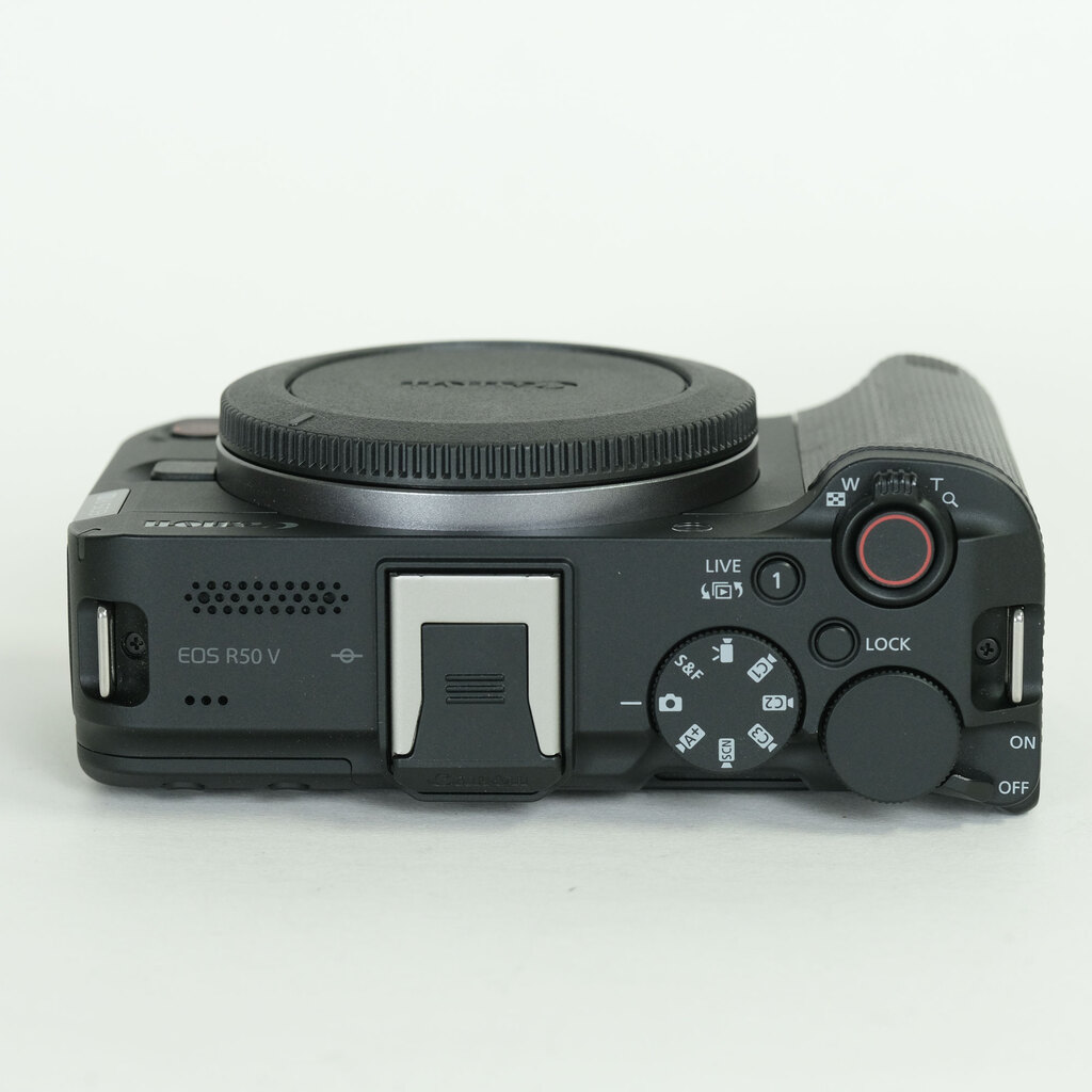 Canon EOS R50 V